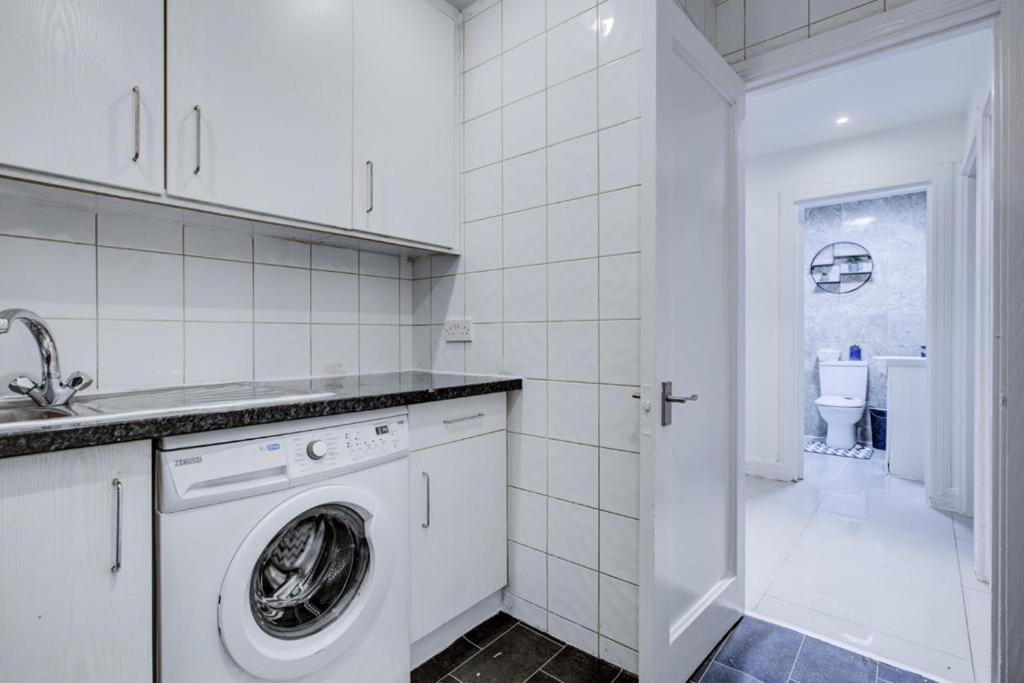 Hyde Park Apartment 2 Bedroom Лондон Экстерьер фото